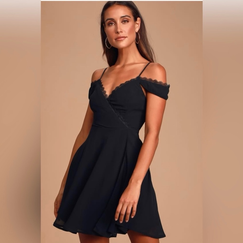 NWOT Lulus Absolutely Unforgettable Black Lace Off-The-Shoulder Dress